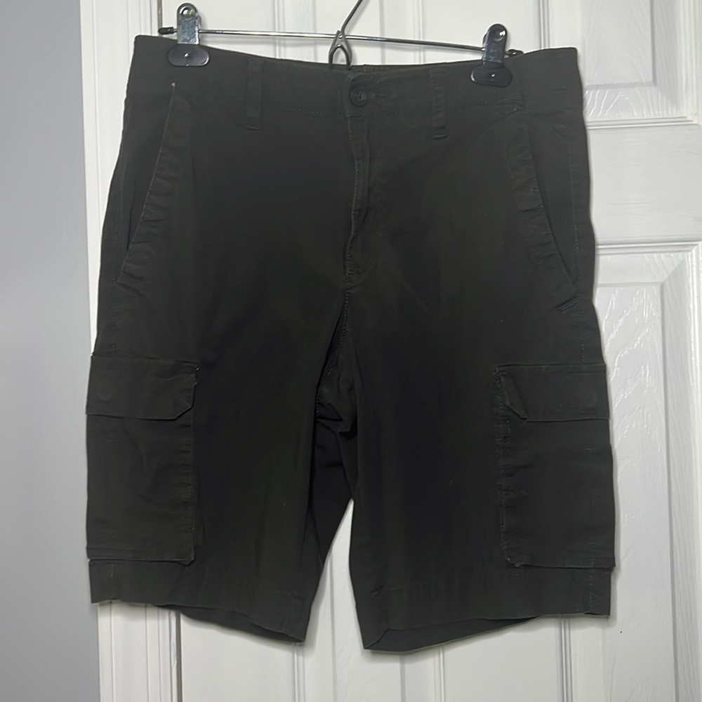 Men's Dark Grey Cargo Shorts Remie Flex  Size 30 waist